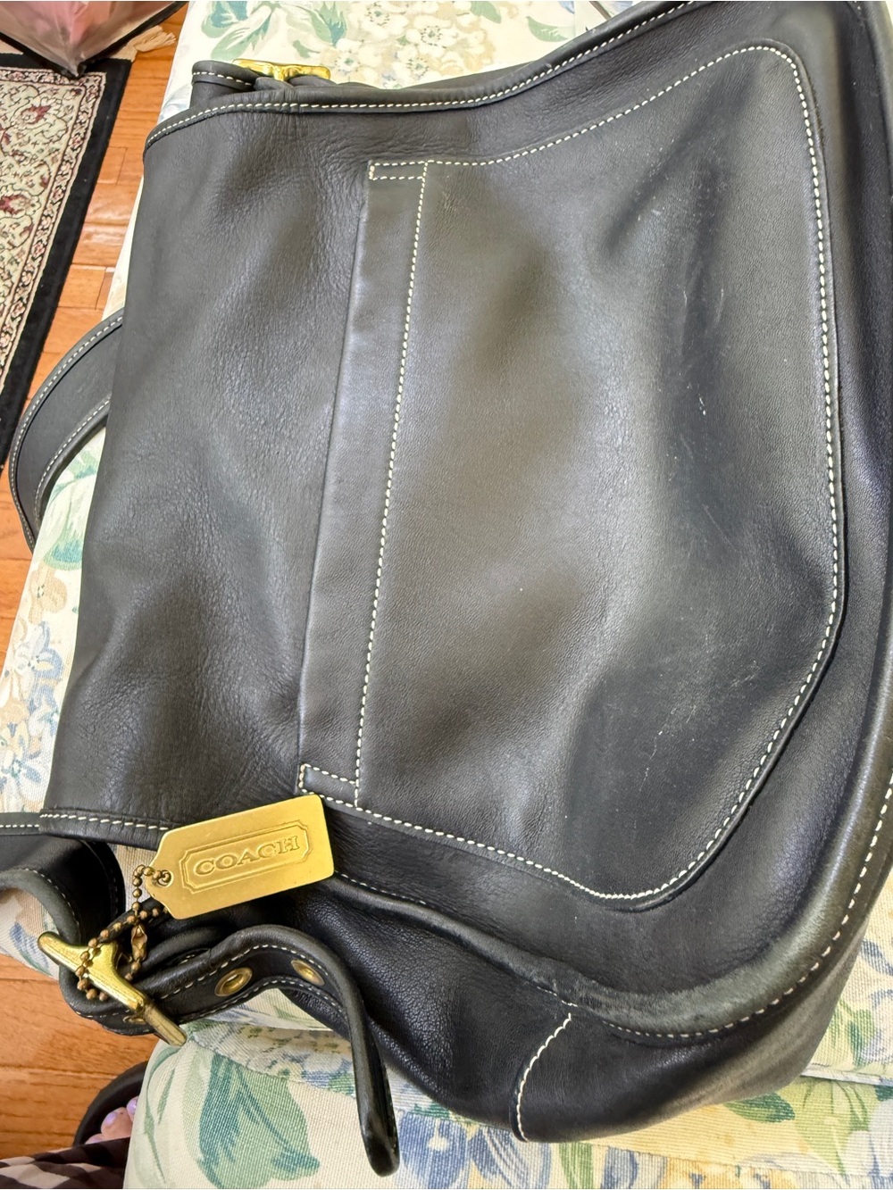 Classic Black Leather Crossbody Bag with Buckle - Picture 6 of 7
